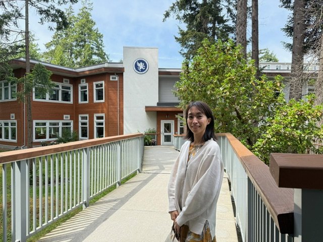 カナダ現地の学校を訪問