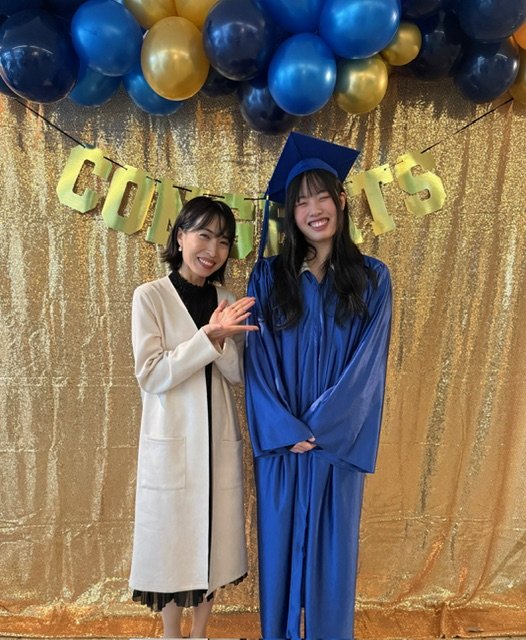 カナダでの高校卒業・進学の記念写真 5