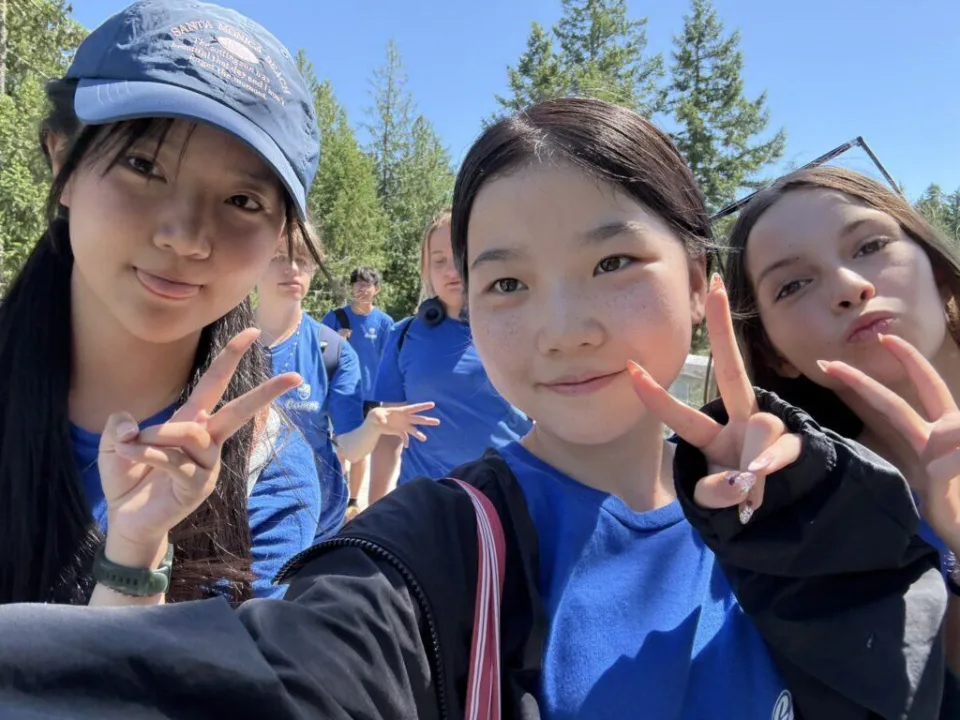 カナダで短期留学を体験する生徒