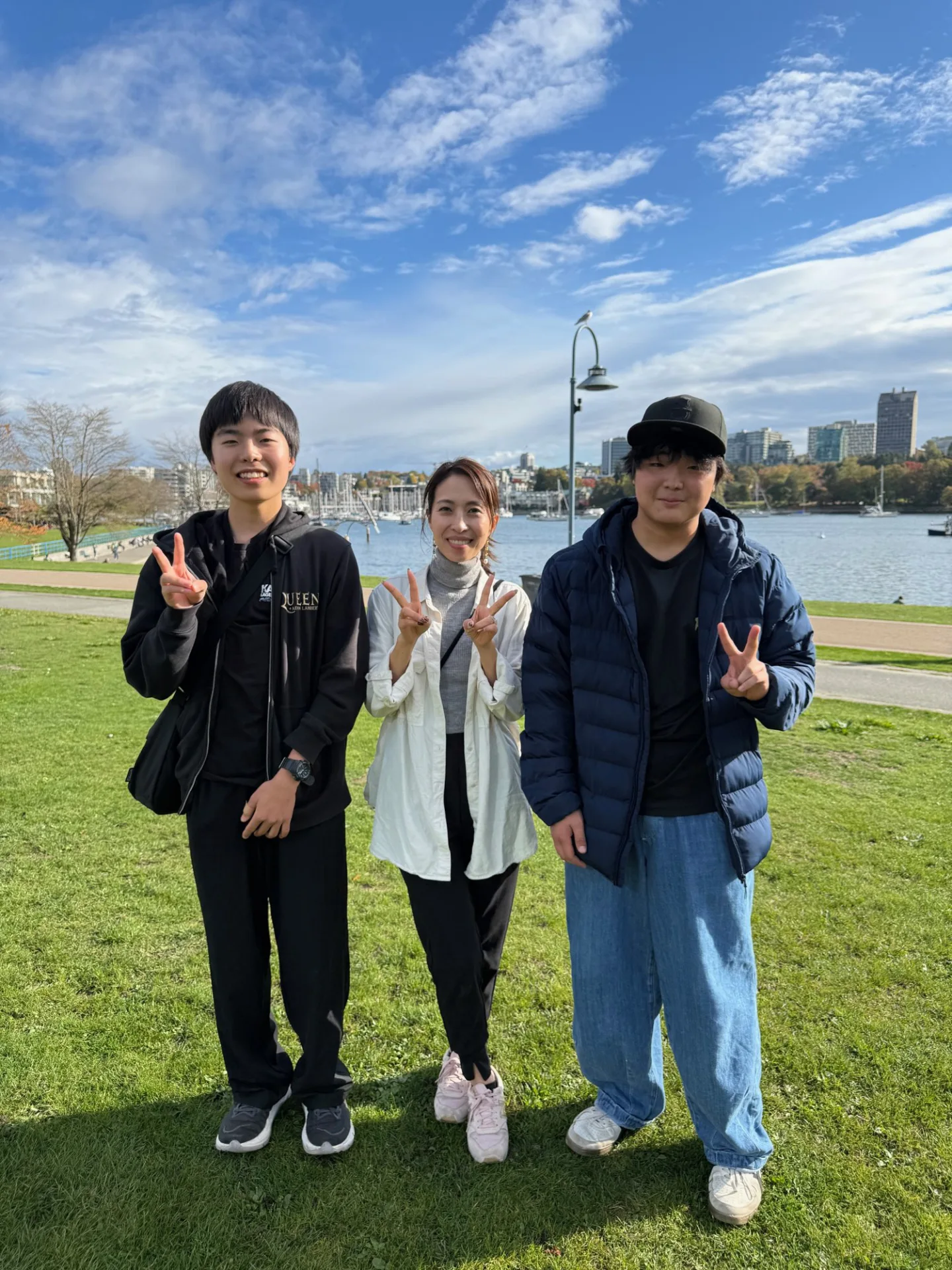 カナダで生徒さんたちと過ごす様子