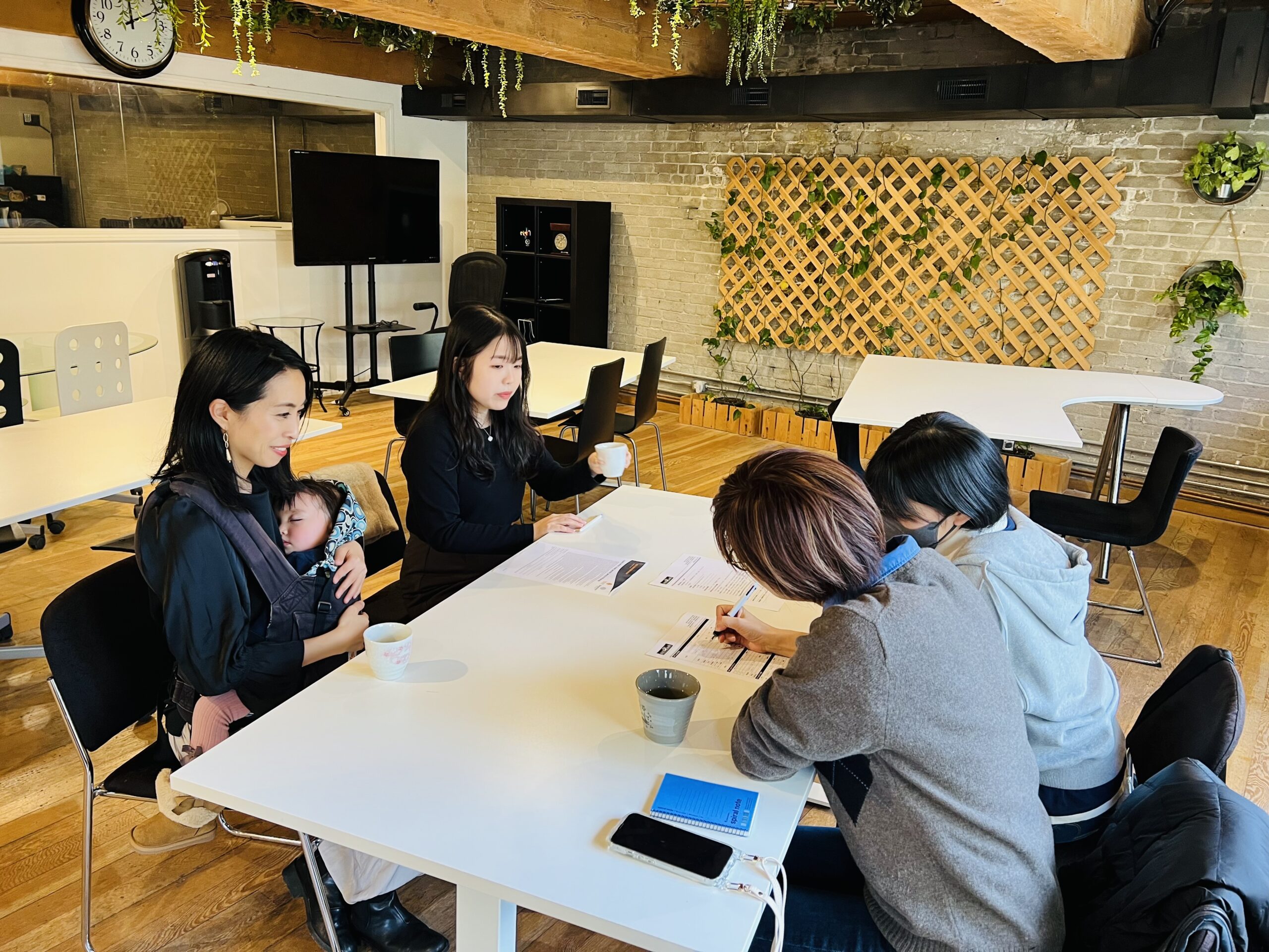 学校と生徒の様子を現地で見る