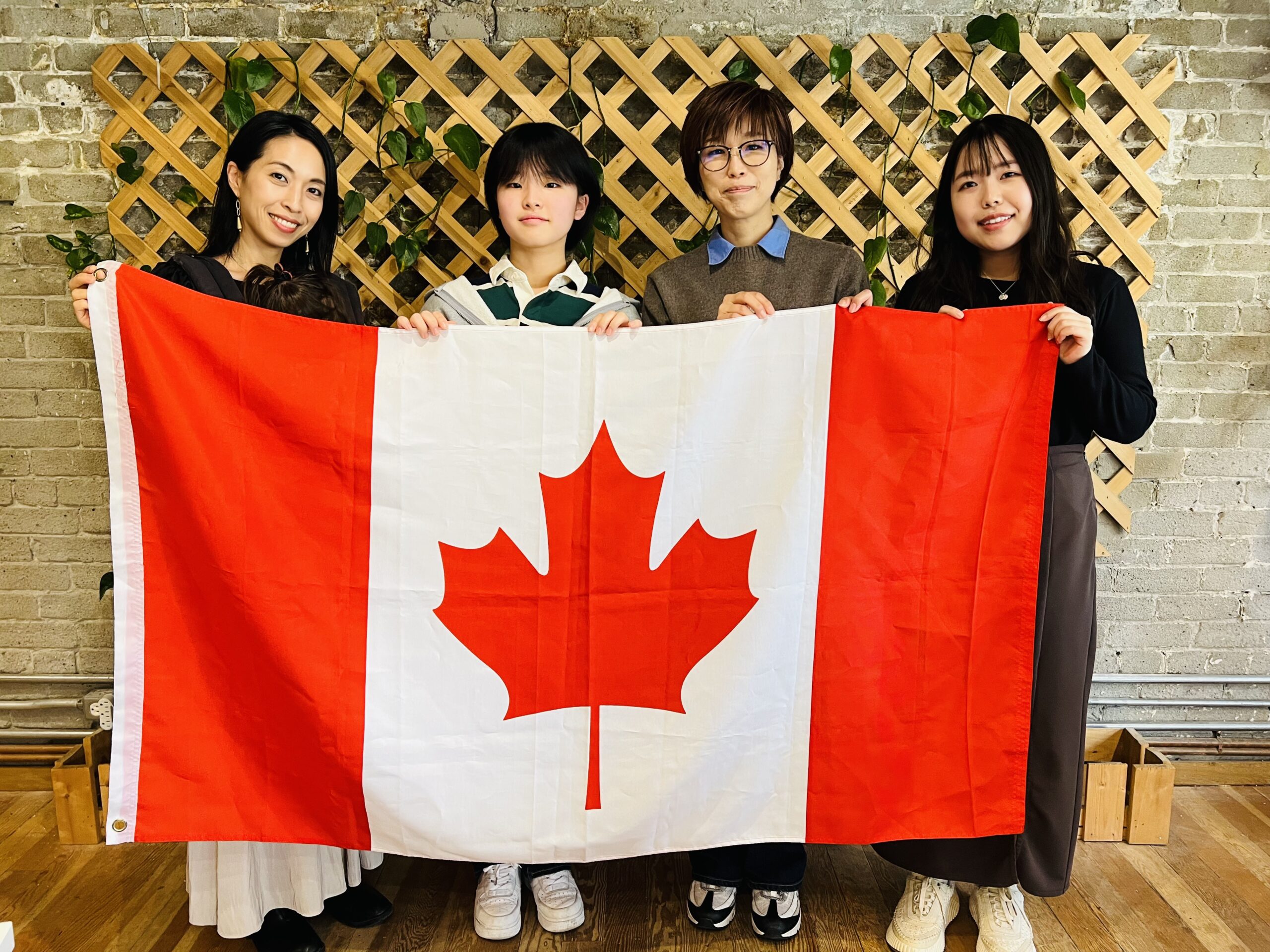 カナダの学校を訪問した様子